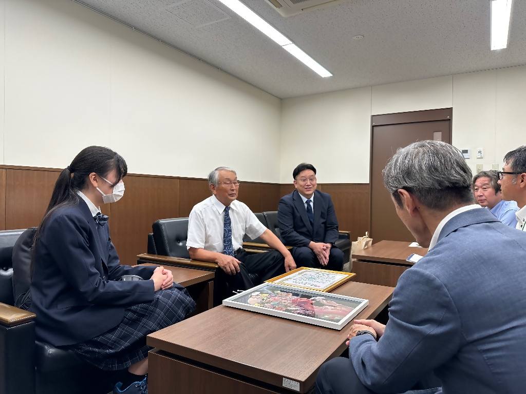 歓談中