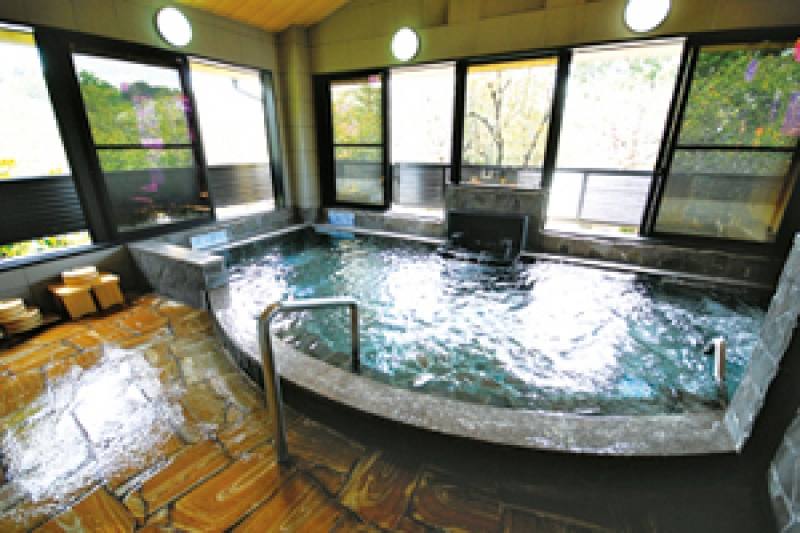 栄屋旅館の浴場の写真