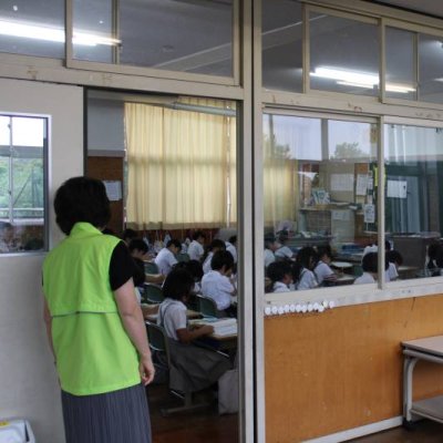 授業をながめる
