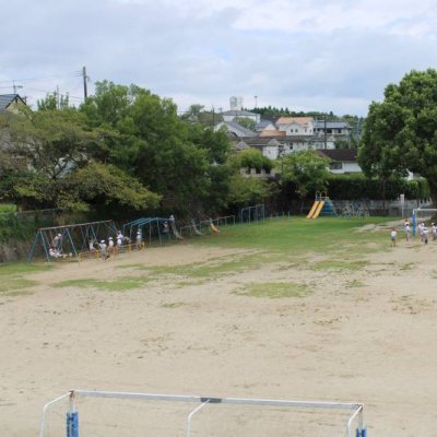 外で遊ぶ
