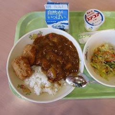 給食の画像