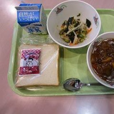 給食の画像