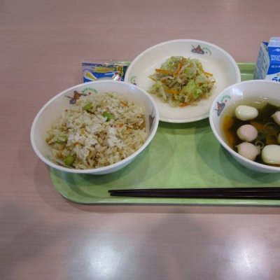 給食の画像