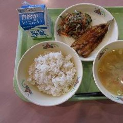 給食の画像