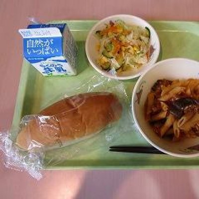 給食の画像