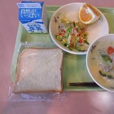 給食の画像