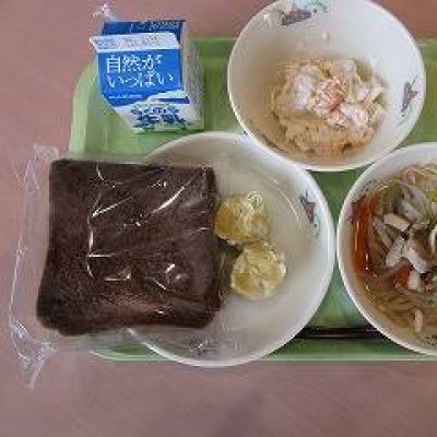 給食の画像
