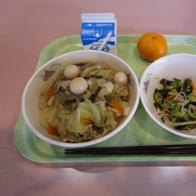 給食の画像
