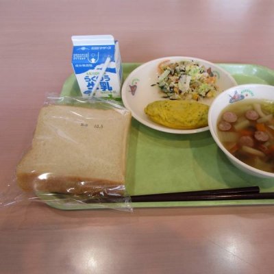 給食の画像
