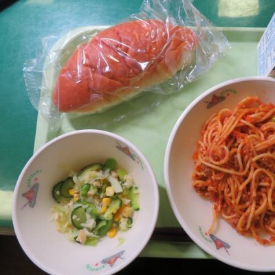 給食
