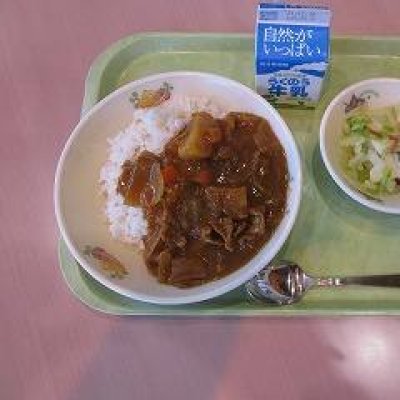 給食の画像