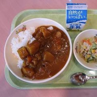 給食の画像
