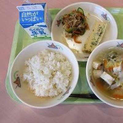 給食の画像