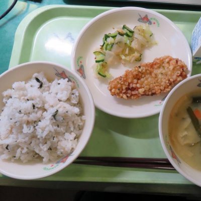 給食