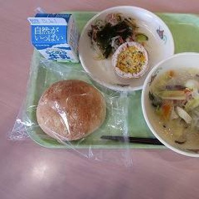 給食の画像
