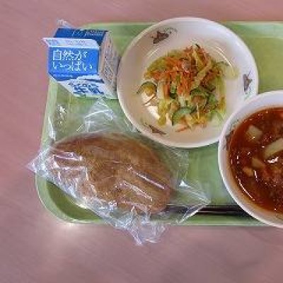 給食の画像