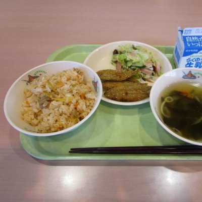 給食の画像
