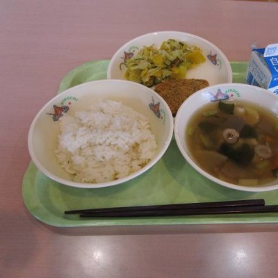 給食の画像