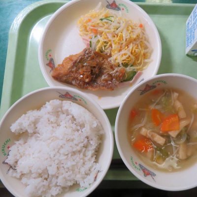 給食
