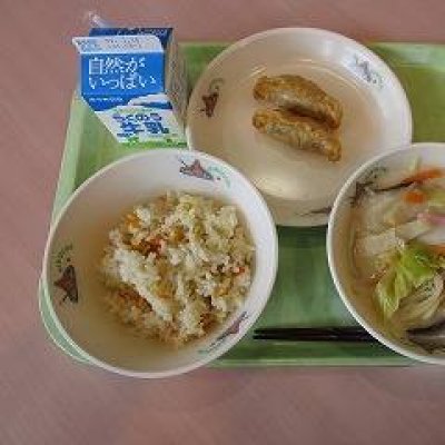 給食の画像