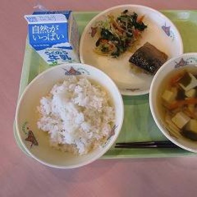 給食の画像