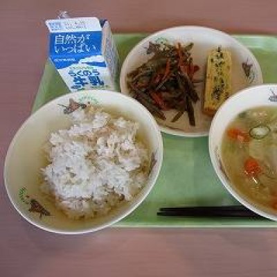 給食の画像