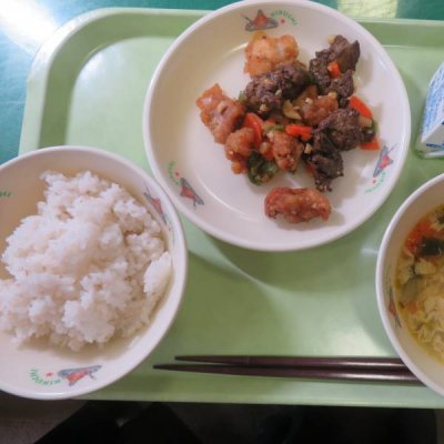 給食