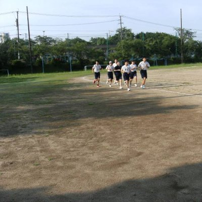 １