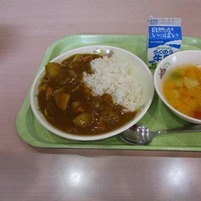 給食の画像