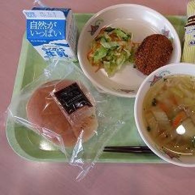 給食の画像