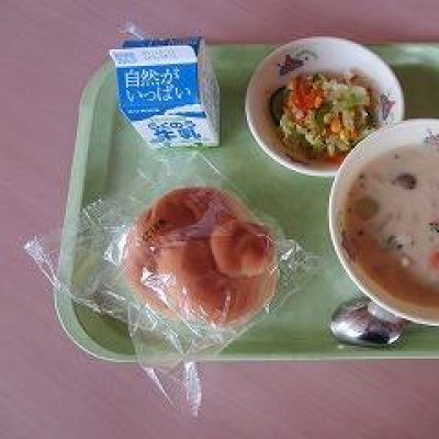 給食の画像