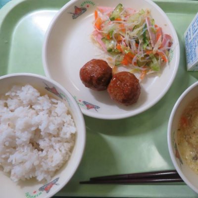 給食