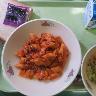 給食