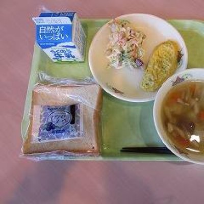 給食の画像