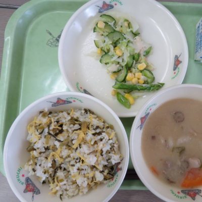 給食