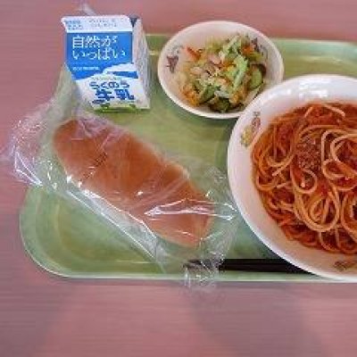 給食の画像