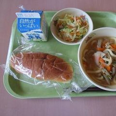 給食の画像