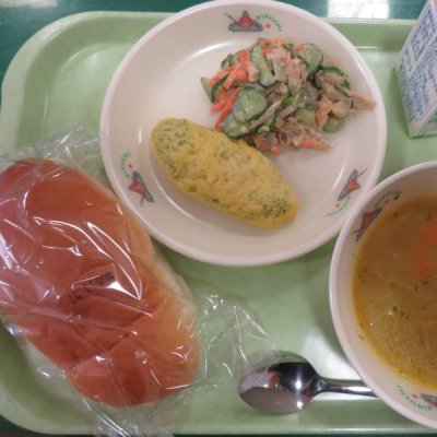 給食