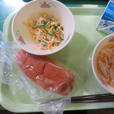 給食