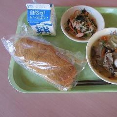 給食の画像