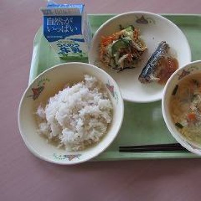 給食の画像