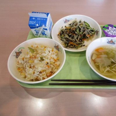 給食の画像