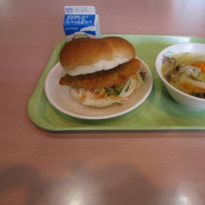 給食の画像