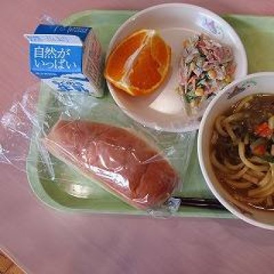 給食の画像