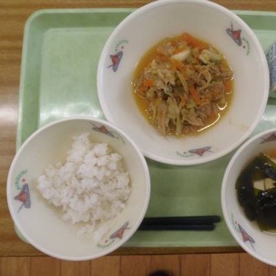 給食