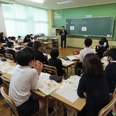 ６年生の授業参観の様子