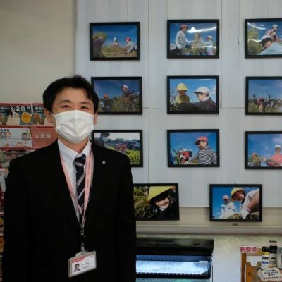 井上局長と写真展の画像