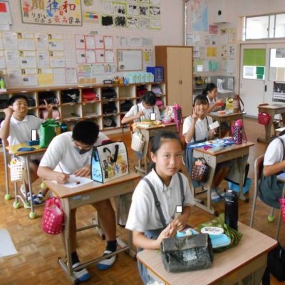 6年生の昼食の画像