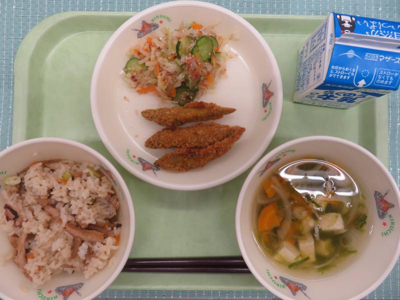 給食
