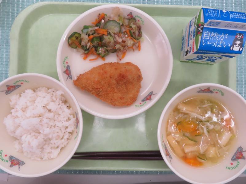 給食